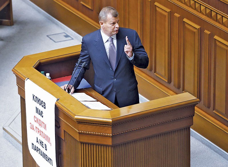 Lawmaker Serhiy Klyuyev at a session of the Verkhovna Rada on June 3.