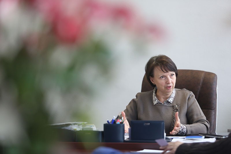 National Cancer Institute Director Olena Kolesnyk in her Kyiv office on Oct. 19. Though Kolesnyk has succeeded in cutting costs, around one third of patients at the institute still need to pay for their own equipment and medicine. (Kostyantyn Chernichkin)