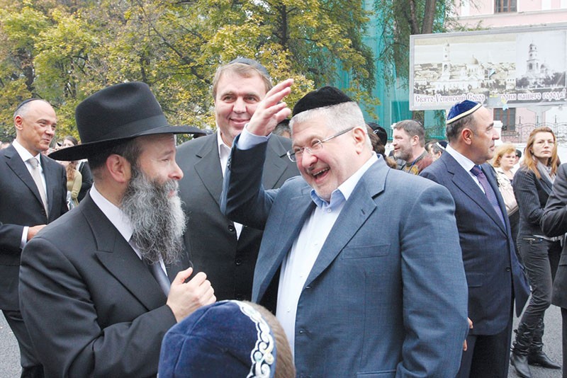 Ihor Kolomoisky (R) participates in the opening ceremony of Menorah, the world’s largest Jewish community center in Dnipro (then Dnipropetrovsk) on Oct. 16, 2012. 