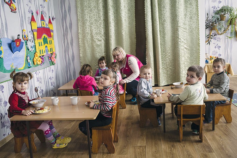 Children have lunch in Little Star kindergarten, located in the frontline Donetsk Oblast town of Luhanske, 731 kilometers southeast of Kyiv. 