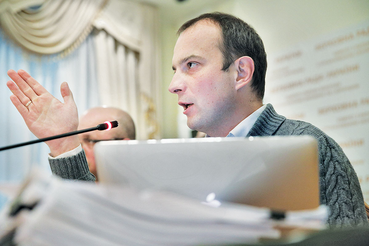 Yegor Soboliev, the former head of parliament's anti-corruption committee, speaks on Nov. 15 at a committee meeting. Soboliev, a defender of independent anti-corruption institutions and a vocal critic of President Petro Poroshenko, was dismissed as committee head by the Verkhovna Rada on Dec. 7. (Volodymyr Petrov) 