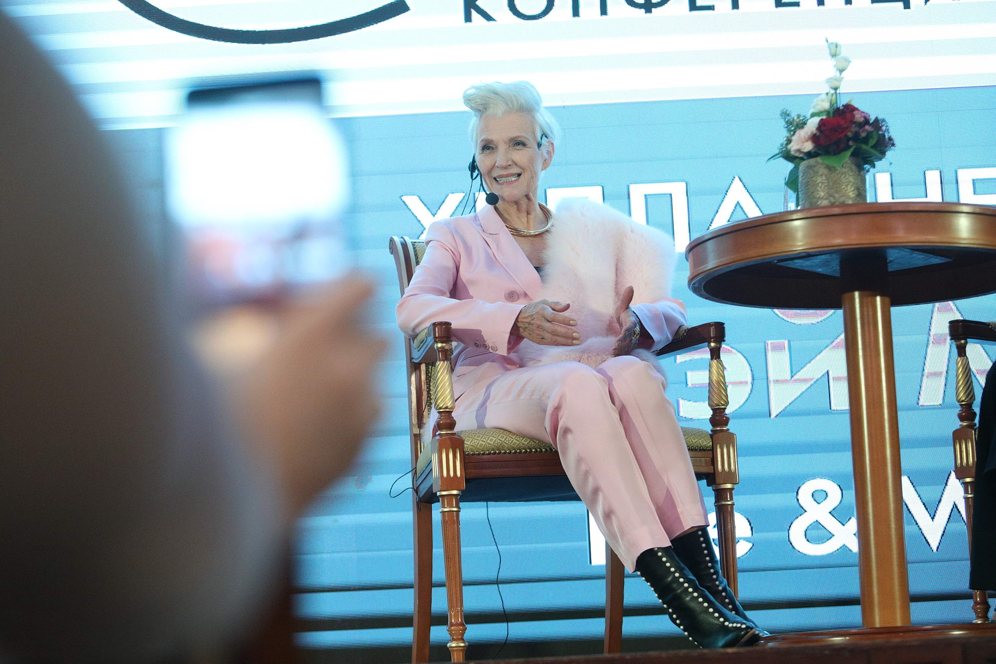 Maye Musk shared her secret of looking fashionable. She says that’s the team of professionals that makes her look “fabulous.” (Volodymyr Petrov)