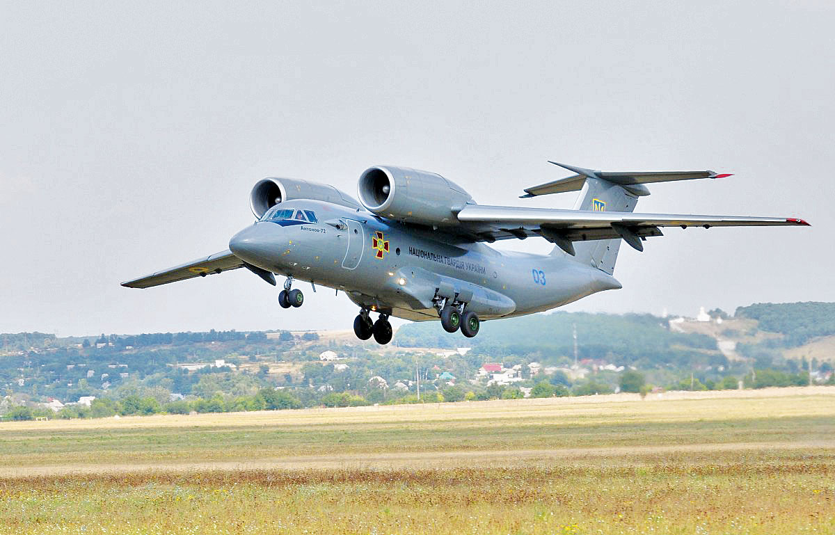 An An-72 military transport takes off from an aerodrome in Kharkiv Oblast on Aug. 26. After being idle for five years, Kharkiv State Aircraft Manufacturing Company is again servicing such aircraft. 