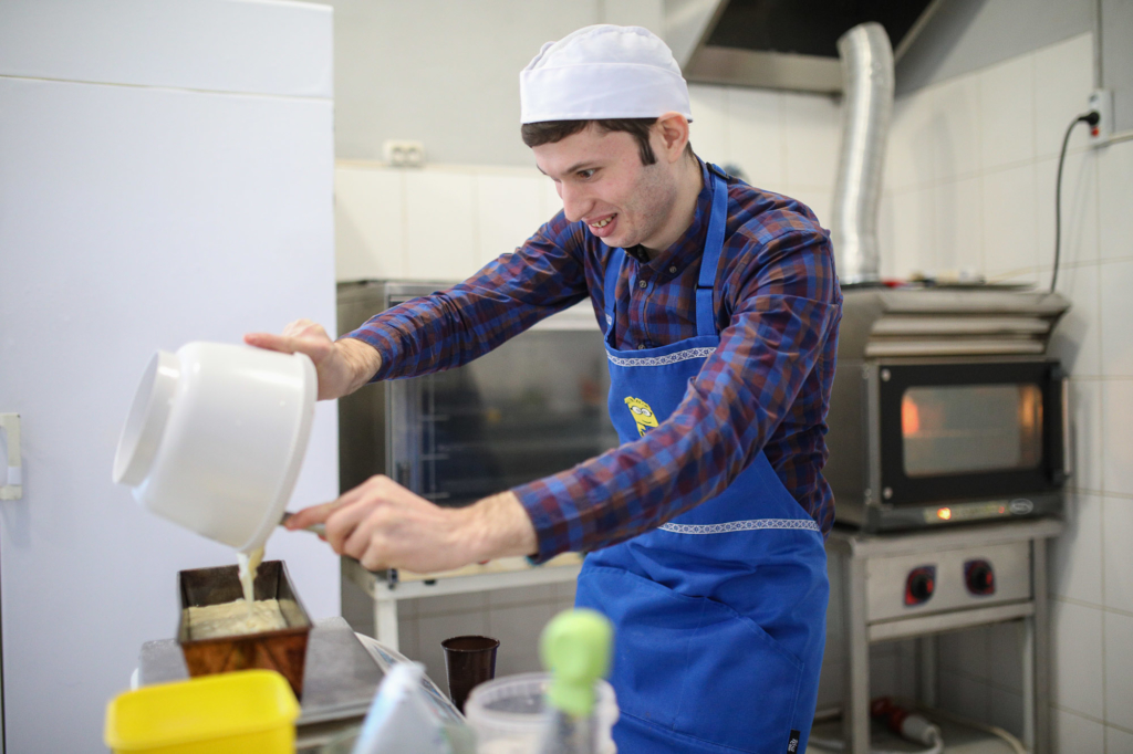 Kirill Smereka, a baker in Good Bread from Good People bakery, cooks pastry on Jan. 18. (Volodymyr Petrov)