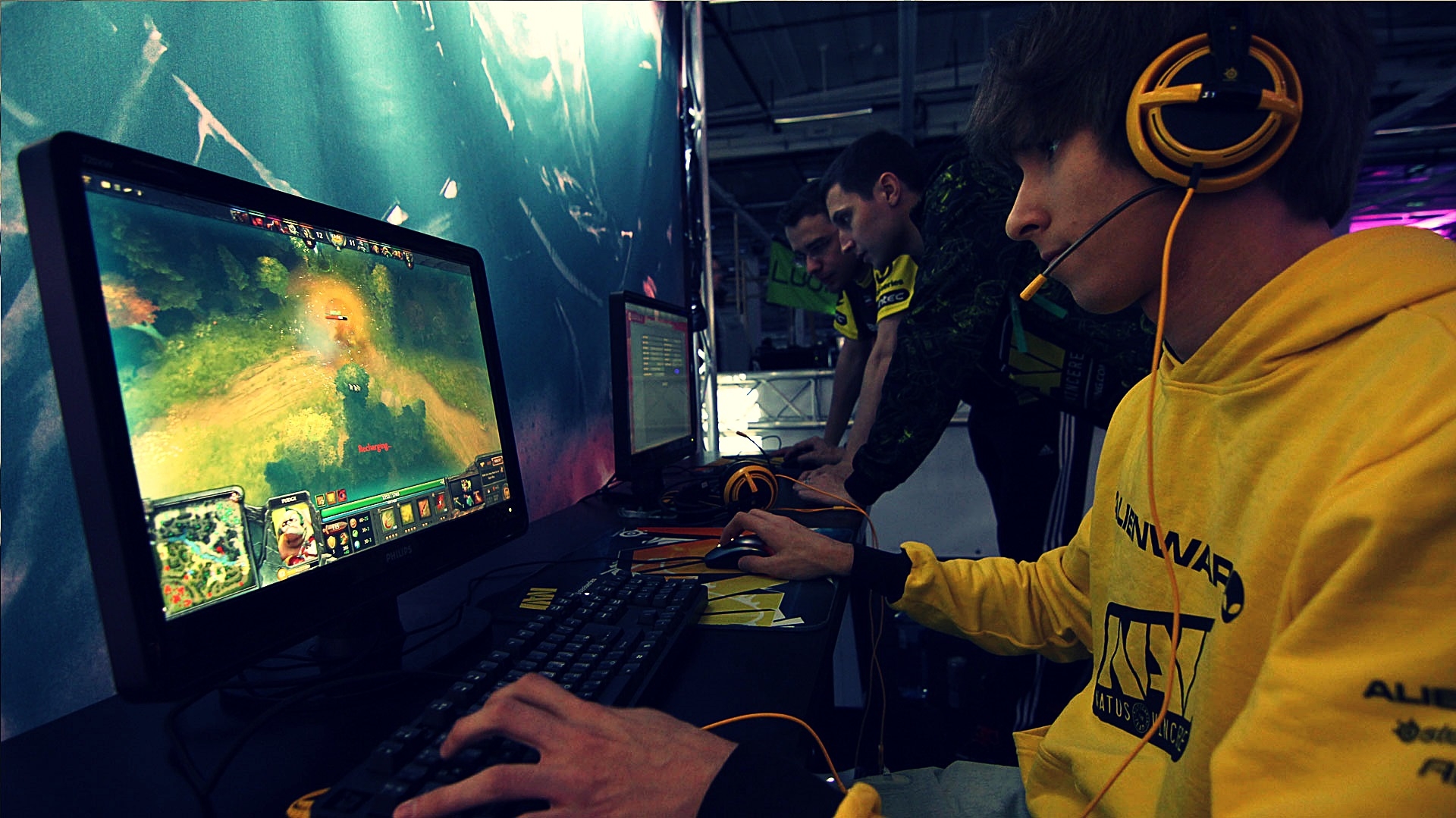 Danylo Ishutin plays "Dota 2" at DreamHack international tournament in Sweden in summer of 2012. The NaVi team became second in the "Dota 2" competition back then, letting German e-sport organization Mortal Team Work take the first place. 