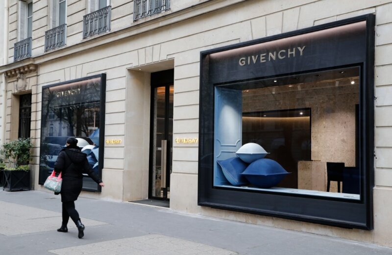 Associated Press: Givenchy to unveil new designer debut at Paris Fashion  Week - Oct. 04, 2020 | KyivPost