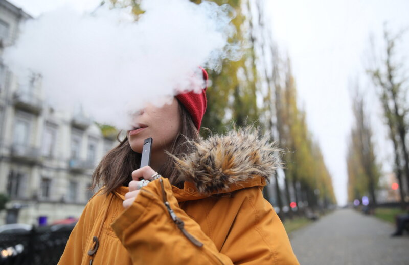 Ukraine bans selling e cigarettes tobacco heating devices to